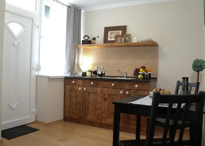 Palma Apartmanok Szallashely Szazhalombatta 5A